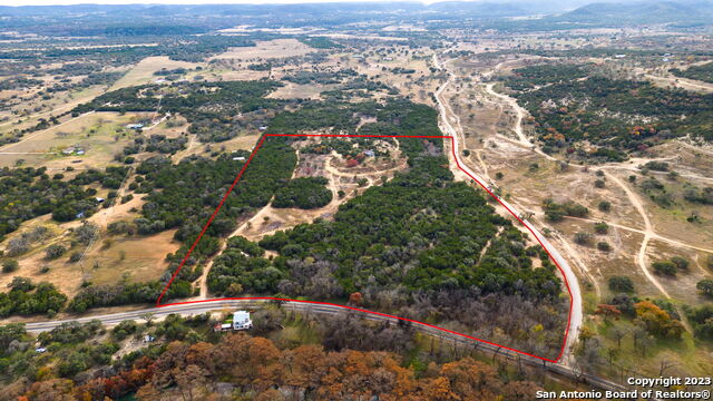 Details for 8417 State Highway 16 N, Bandera, TX 78003