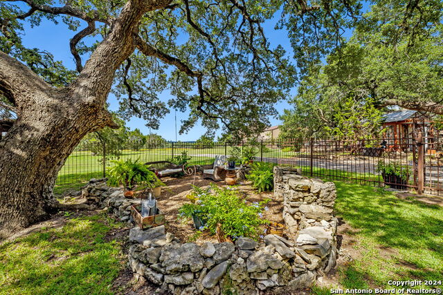 Image 73 of 100 For 219 Doehne Oaks