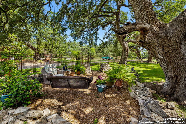 Image 92 of 100 For 219 Doehne Oaks