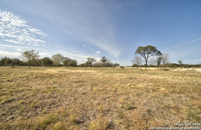 Listing photo id 7 for 158 Seep Springs