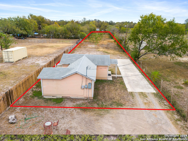 Details for 811 Fort Clark Rd, Uvalde, TX 78801