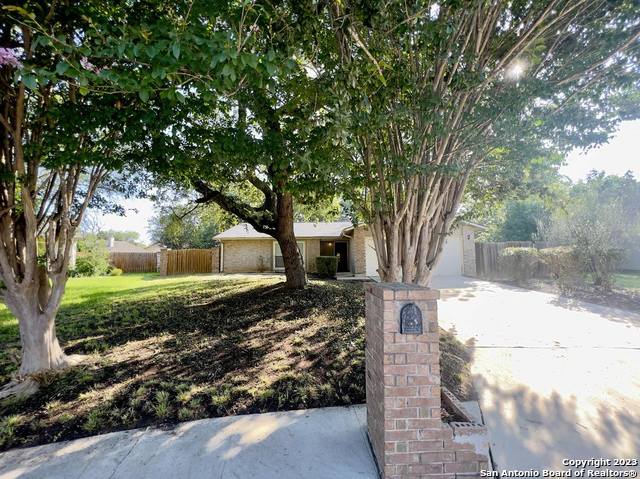 Details for 10445 Country Breeze, San Antonio, TX 78240