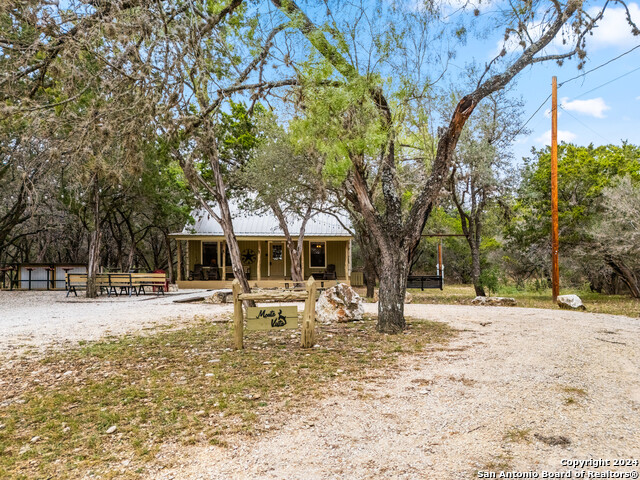 Details for 1384 River Rd, ConCan, TX 78801