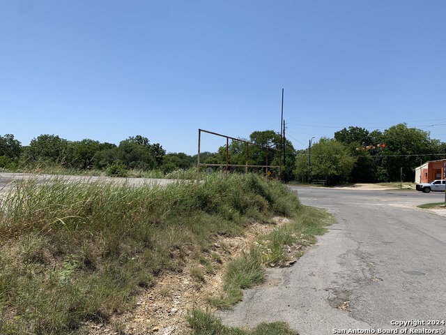 Details for 1774 Hwy 132 N North, Natalia, TX 78059