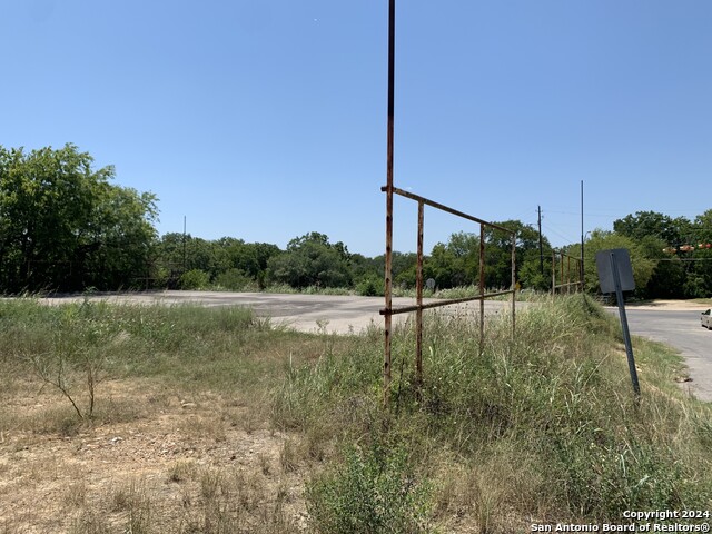 Listing photo id 1 for 1774 Hwy 132 N North