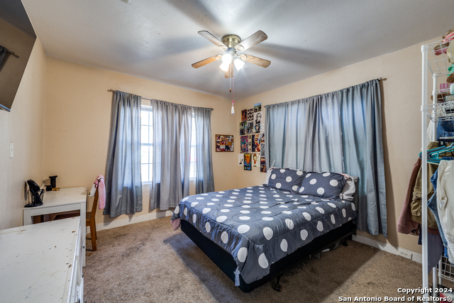 Image 15 of 20 For 928 Kayton Ave