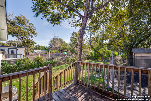 Image 18 of 20 For 928 Kayton Ave