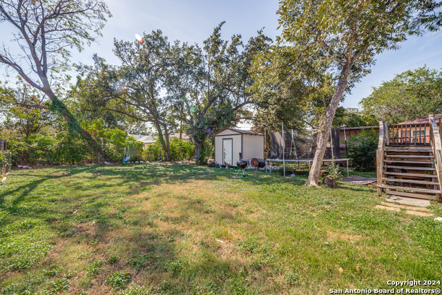 Image 19 of 20 For 928 Kayton Ave