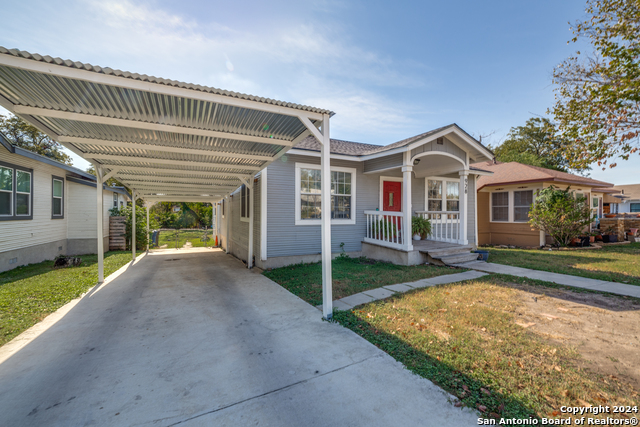 Image 2 of 20 For 928 Kayton Ave