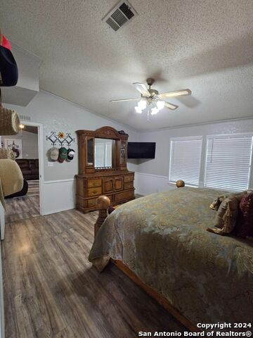 Image 16 of 26 For 464 Jim Davis Place