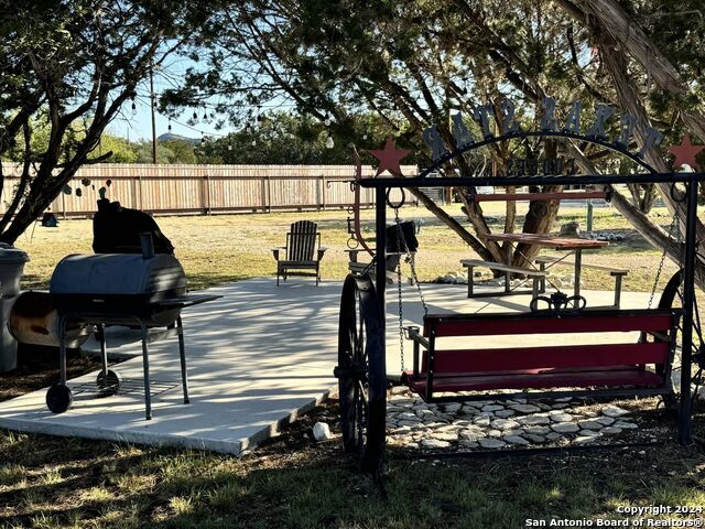 Image 3 of 26 For 464 Jim Davis Place