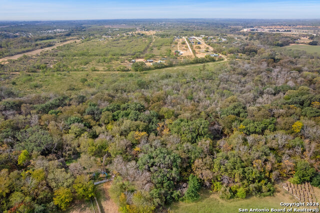 Image 9 of 14 For 16301 Interstate 35