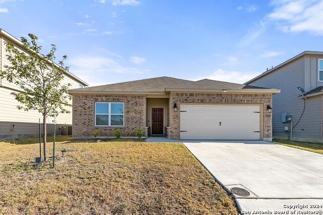 Details for 717 Peak Pl  , Seguin, TX 78155