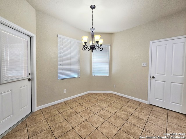 Image 11 of 37 For 6902 Fort Bend