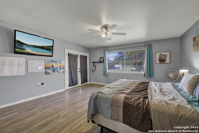 Image 23 of 40 For 10 Cherry Hill Dr