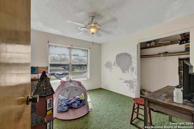 Image 27 of 40 For 10 Cherry Hill Dr