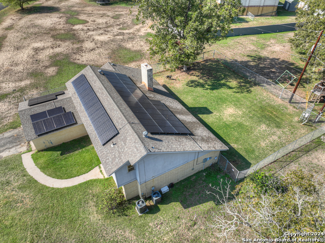 Image 37 of 40 For 10 Cherry Hill Dr