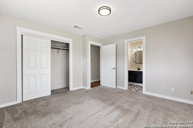 Image 24 of 36 For 8 Roselawn Cir