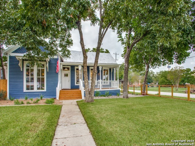 Image 4 of 42 For 804 Dawson St