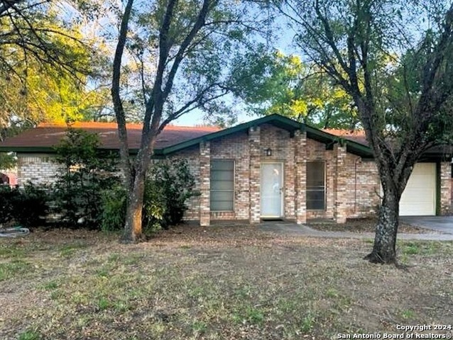 Details for 1254 Encino Dr, Pleasanton, TX 78064