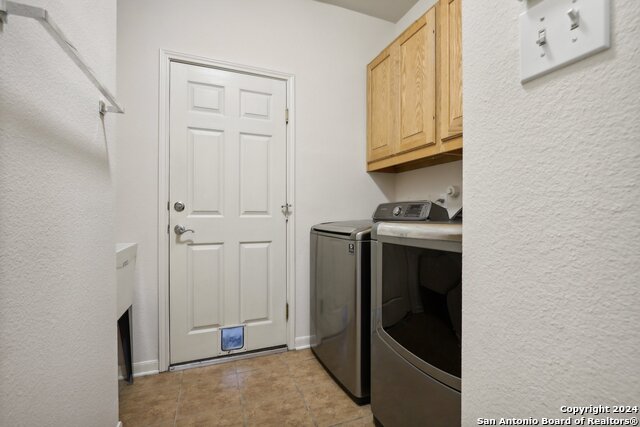 Listing photo id 21 for 13531 Chamber Oaks