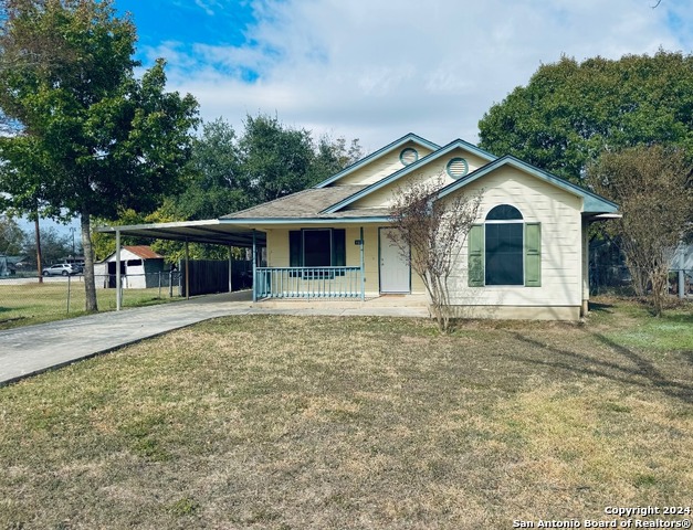 Details for 106 Seguin St E, Marion, TX 78124