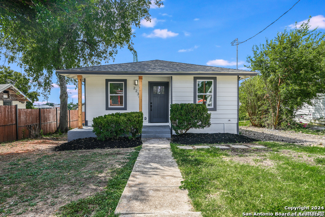 Details for 2230 Crockett St E, San Antonio, TX 78202