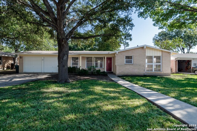 Details for 218 Beechwood Ave, Universal City, TX 78148