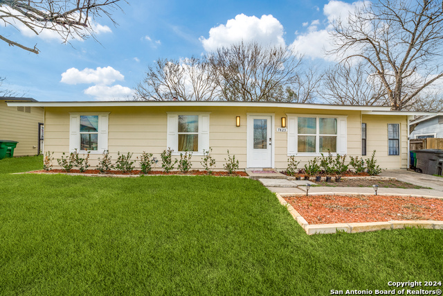 Details for 7423 Spur Valley St, San Antonio, TX 78242