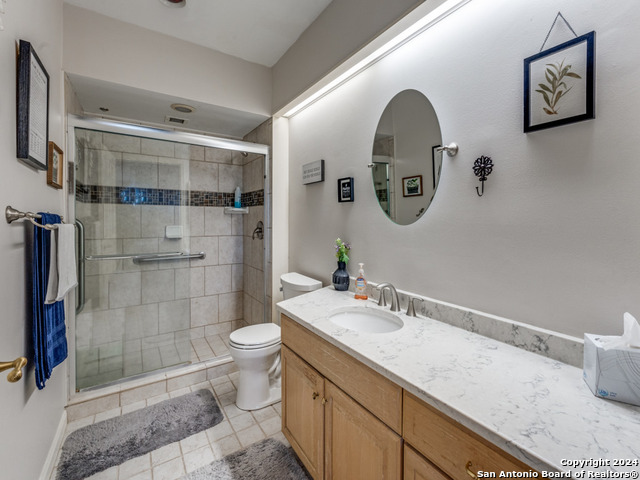 Listing photo id 7 for 1 Towers Park Ln  1503