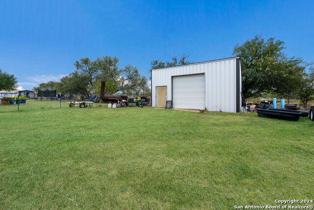 Image 9 of 25 For 11411 La Vernia Rd