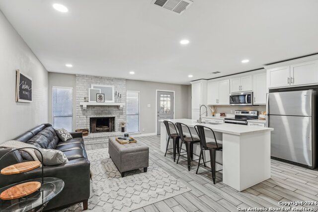 Details for 4911 Dare  , San Antonio, TX 78217