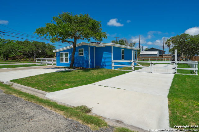 Details for 1403 S Mccampbell, Aransas Pass, TX 78336