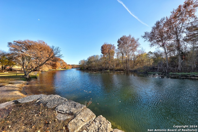 Image 44 of 46 For 125 Rio Retiro