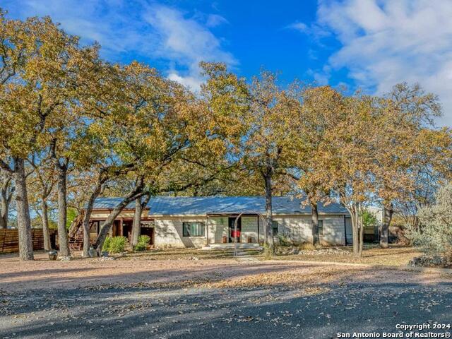 Details for 120 Oakhaven, Fredericksburg, TX 78624