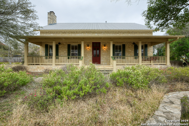 Details for 628 Second St, Comfort, TX 78013