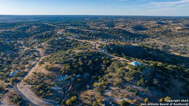 Image 12 of 50 For 259 Lookout Point N