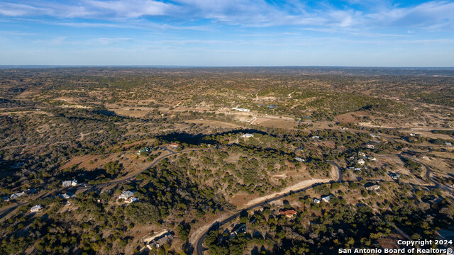 Image 18 of 50 For 259 Lookout Point N