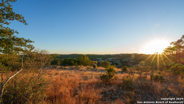 Image 36 of 50 For 259 Lookout Point N