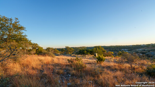 Image 37 of 50 For 259 Lookout Point N