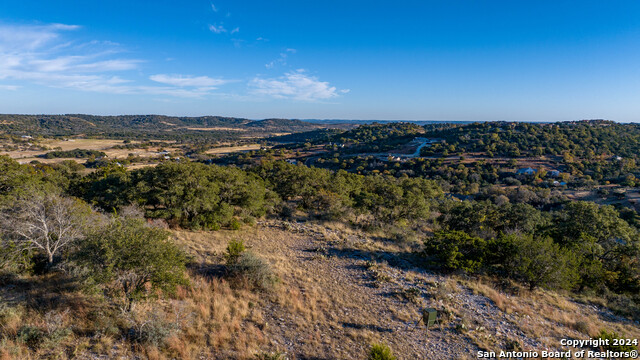 Image 8 of 50 For 259 Lookout Point N