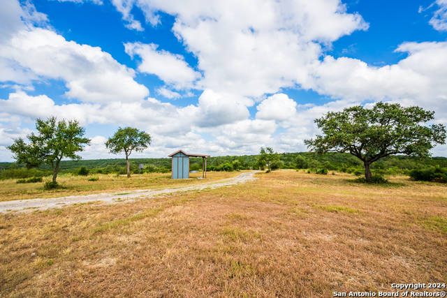 Image 7 of 20 For 361 Private Road 2412