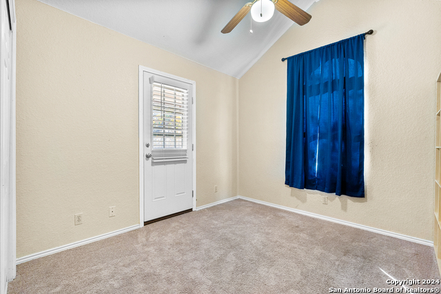 Image 19 of 26 For 357 Whispering Oaks Dr