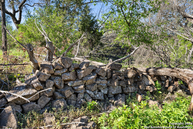 Image 9 of 15 For 1594-40 Ranch Road 1320