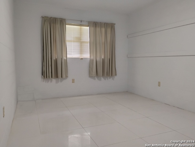 Image 24 of 26 For 246 Mccain