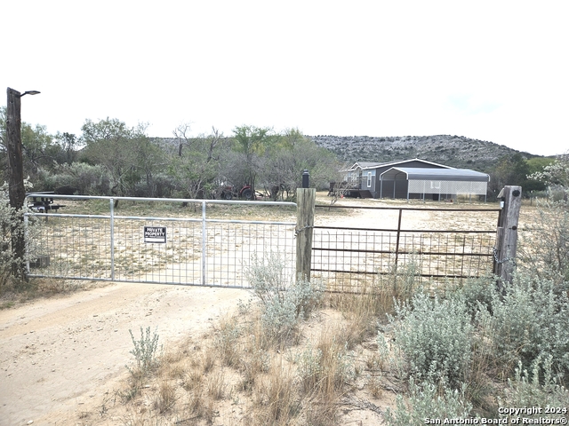 Details for 1140 Private Road 2415, Uvalde, TX 78801