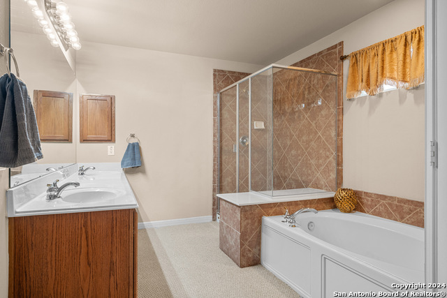 Listing photo id 21 for 3314 Dovetree Ln