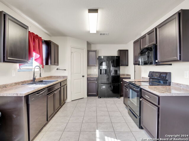 Image 11 of 48 For 1008 Bromley Ct