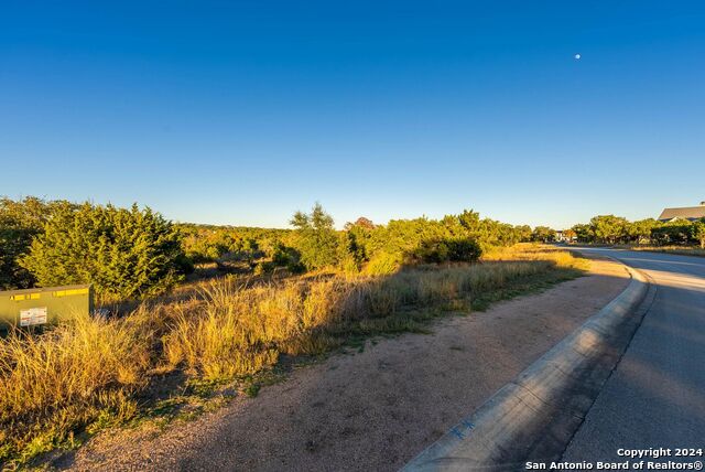 Listing photo id 20 for 0 Ledgestone Trail