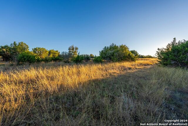 Listing photo id 28 for 0 Ledgestone Trail